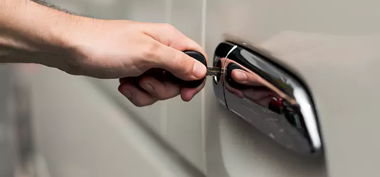 Why Choose Our Auto Locksmith Team in Jupiter, FL?